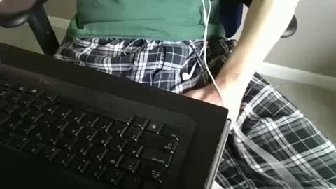 Snapshot of milwaukeebadger24 chatting on 02/08/25, 06:44 milwaukeebadger24 online show from 02/08/25, 06:44