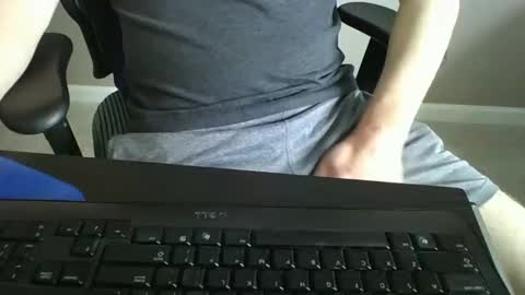 Snapshot of milwaukeebadger24 chatting on 02/16/25, 03:59 milwaukeebadger24 online show from 02/16/25, 03:59