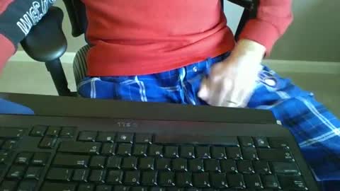 Snapshot of milwaukeebadger24 chatting on 03/01/25, 04:54 milwaukeebadger24 online show from 03/01/25, 04:54