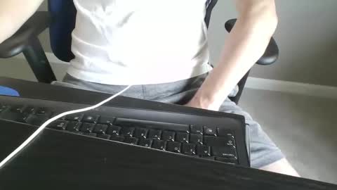 Snapshot of milwaukeebadger24 chatting on 10/01/25, 06:25 milwaukeebadger24 online show from 10/01/25, 06:25