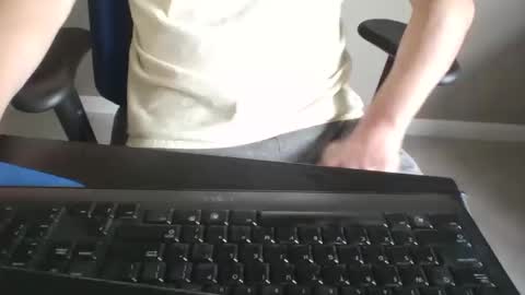 Snapshot of milwaukeebadger24 chatting on 10/19/25, 03:12 milwaukeebadger24 online show from 10/19/25, 03:12