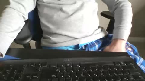 Snapshot of milwaukeebadger24 chatting on 11/09/25, 04:05 milwaukeebadger24 online show from 11/09/25, 04:05