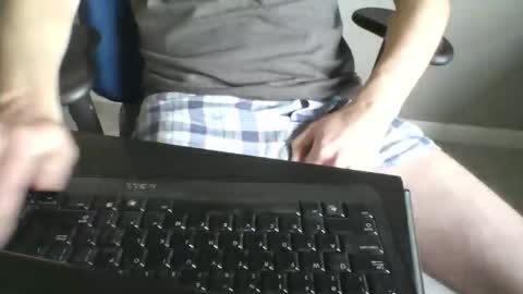 Snapshot of milwaukeebadger24 chatting on 11/23/25, 04:40 milwaukeebadger24 online show from 11/23/25, 04:40