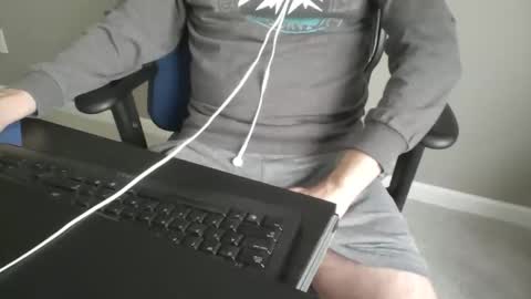 Snapshot of milwaukeebadger24 chatting on 01/16/26, 08:13 milwaukeebadger24 online show from 01/16/26, 08:13