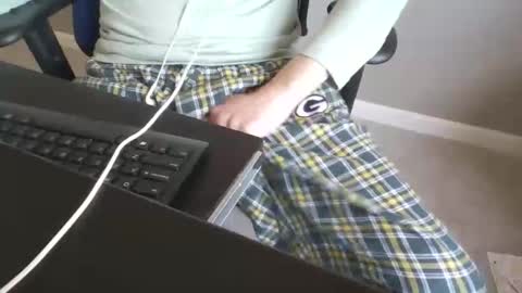 Snapshot of milwaukeebadger24 chatting on 02/27/26, 05:46 milwaukeebadger24 online show from 02/27/26, 05:46