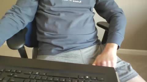 Snapshot of milwaukeebadger24 chatting on 03/01/26, 03:25 milwaukeebadger24 online show from 03/01/26, 03:25