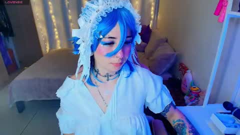 mily_milk_ online show from 07/14/26, 10:43