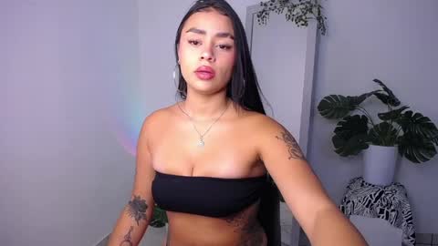 Snapshot of mily_ortiz chatting on 05/05/26, 03:31 Mily Ortiz online show from 05/05/26, 03:31
