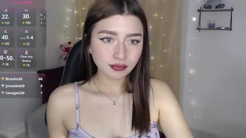Snapshot of mily_thomson_b chatting on 02/20/25, 11:54 Mily online show from 02/20/25, 11:54