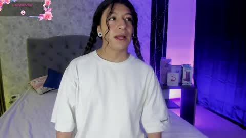 Mily online show from 04/21/26, 03:02