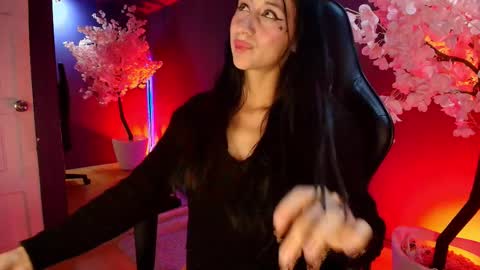 Milly  online show from 10/10/25, 12:15