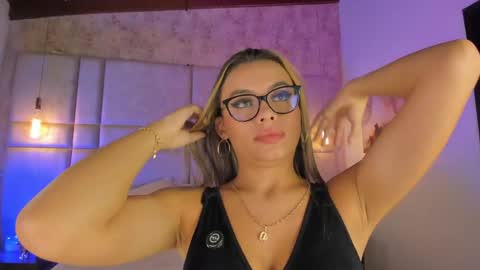 Snapshot of milyy_vermont chatting on 05/21/26, 07:32 Milyy online show from 05/21/26, 07:32