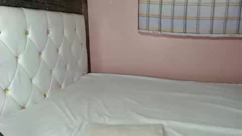 mimiebony online show from 04/09/26, 06:52