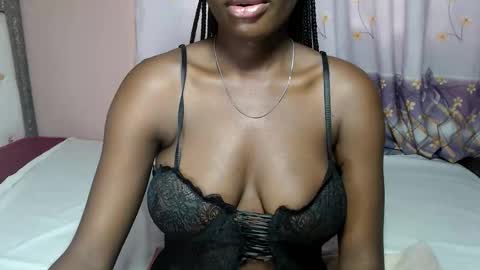 Snapshot of mimiebony chatting on 05/07/26, 06:52 mimiebony online show from 05/07/26, 06:52