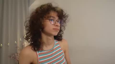  IRIS  online show from 09/17/25, 07:43