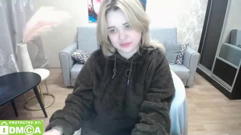 mimimishel_69 online show from 02/05/26, 11:31