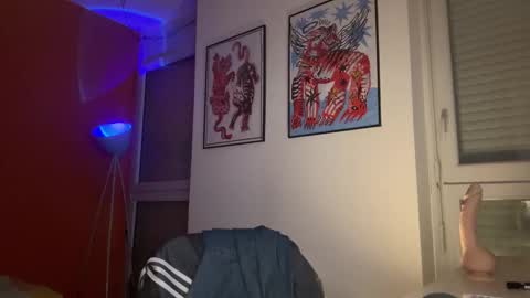 mimiro12 online show from 01/10/26, 05:04