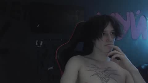 Snapshot of min1pekka chatting on 10/09/25, 12:30 Max online show from 10/09/25, 12:30