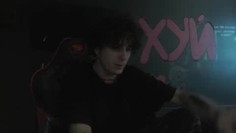 Snapshot of min1pekka chatting on 11/05/25, 09:48 Max online show from 11/05/25, 09:48