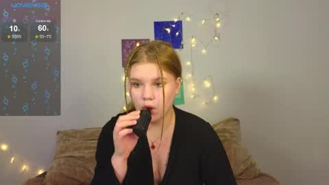 hi Im Mina  online show from 04/21/26, 08:09