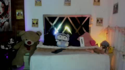 Snapshot of minami_nakamura chatting on 05/04/26, 12:17 minami_nakamura online show from 05/04/26, 12:17