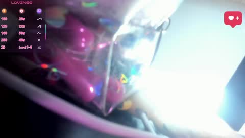 Snapshot of minami_nakamura chatting on 05/08/26, 02:28 minami_nakamura online show from 05/08/26, 02:28