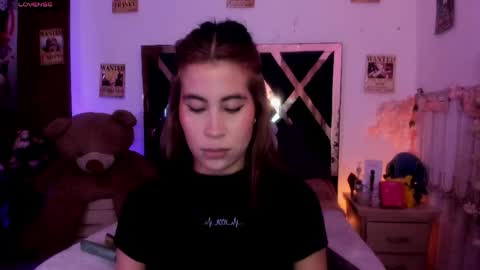Snapshot of minami_nakamura chatting on 05/15/26, 04:30 minami_nakamura online show from 05/15/26, 04:30