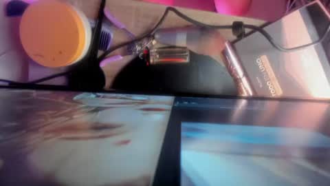Snapshot of minami_nakamura chatting on 07/17/26, 05:14 minami_nakamura online show from 07/17/26, 05:14