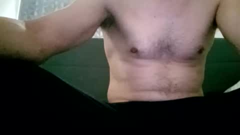 Snapshot of minaquerida chatting on 05/23/26, 01:37 Ll online show from 05/23/26, 01:37