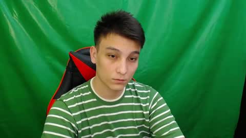 Snapshot of minato_kono chatting on 10/14/25, 04:19 minato_kono online show from 10/14/25, 04:19