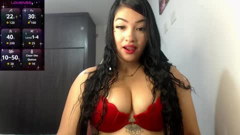 Snapshot of mindy_james chatting on 04/26/26, 01:09 Mindy online show from 04/26/26, 01:09
