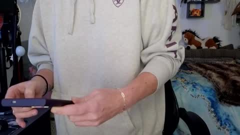 Mindy Mars online show from 10/31/25, 03:57