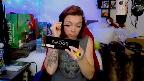 Mindy Mars online show from 12/19/25, 04:14