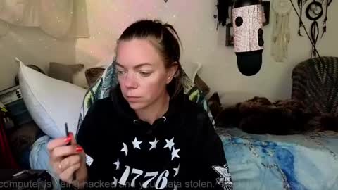Snapshot of mindymars chatting on 05/12/26, 03:53 Mindy Mars online show from 05/12/26, 03:53