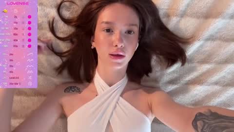 Snapshot of minicleo chatting on 03/29/26, 02:06 Cleo online show from 03/29/26, 02:06