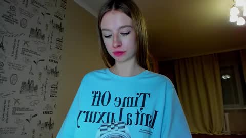 Snapshot of minidiva_ chatting on 01/09/26, 10:44 Amelia online show from 01/09/26, 10:44