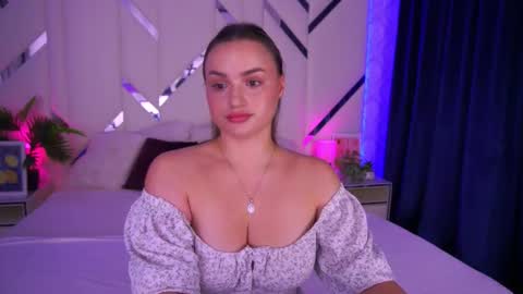 minifox_ online show from 10/09/25, 07:50