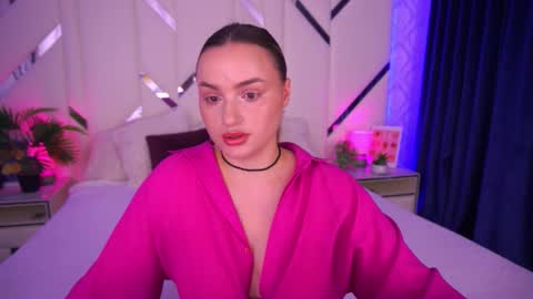 minifox_ online show from 11/05/25, 08:14