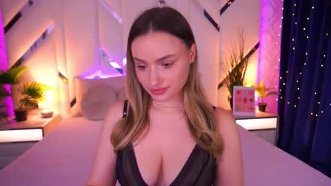 minifox_ online show from 02/28/26, 08:48