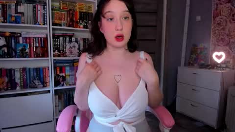 Ariana online show from 10/11/25, 05:17