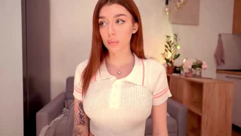 Snapshot of minirini chatting on 01/06/26, 03:49 Rina online show from 01/06/26, 03:49