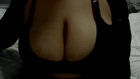 minka0 online show from 03/21/26, 10:13