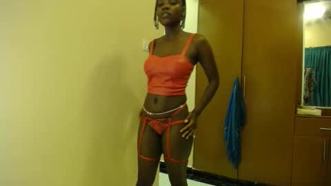 Lila online show from 09/13/25, 04:40