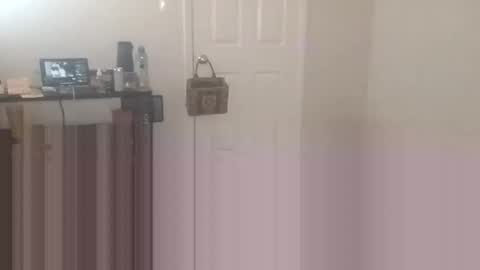 minniehunney online show from 04/27/26, 08:56