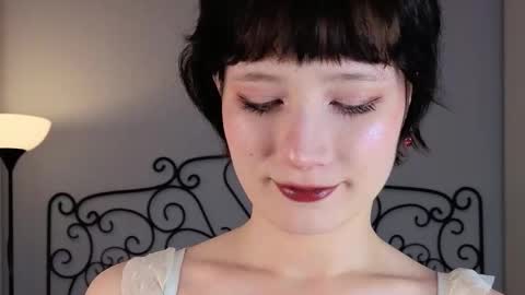 Olivia online show from 10/12/25, 05:34