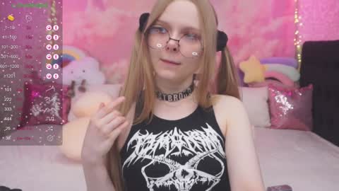 Vikki online show from 02/07/25, 06:24