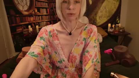 Snapshot of minxtessarae chatting on 06/23/26, 03:26 Tessa Rae online show from 06/23/26, 03:26