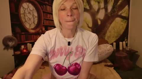 Snapshot of minxtessarae chatting on 07/06/26, 01:57 Tessa Rae online show from 07/06/26, 01:57
