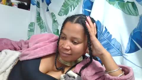 miora620846 online show from 04/06/26, 08:21