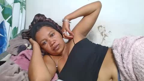 miora620846 online show from 04/23/26, 08:13